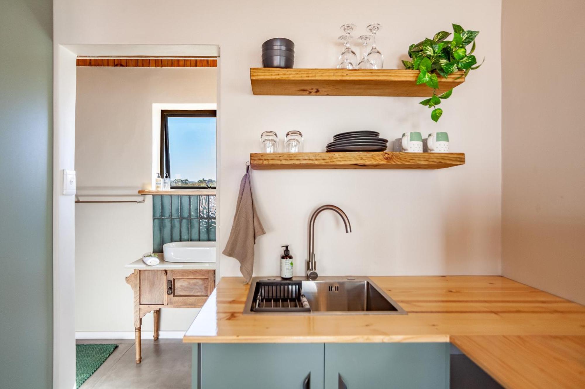 Lily's Pad Apartment *